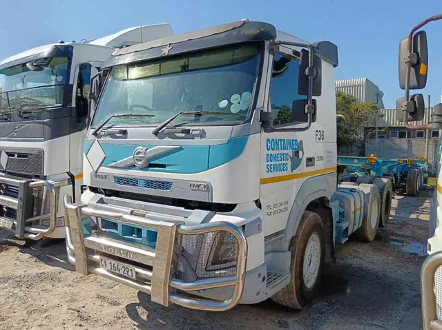 2017 VOLVO FMX 370
