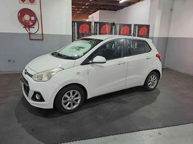 2015 HYUNDAI i10 1.25 MOTION