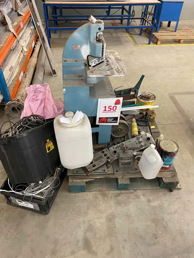 4 TON HAND NOTCHER, JIGS, WIRES, CABLES, ETC