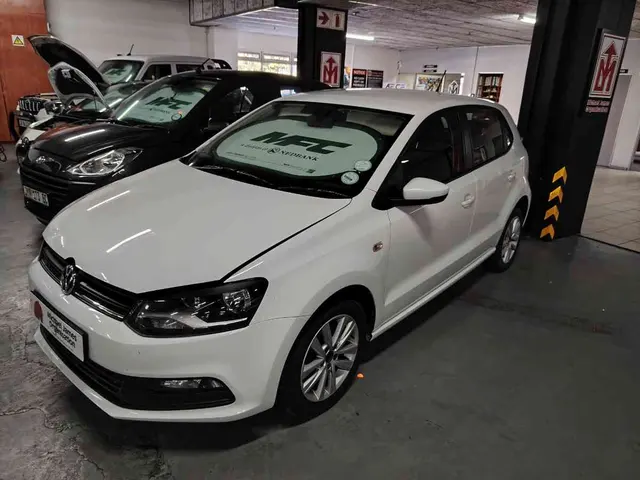2020 VOLKSWAGEN POLO VIVO 1.4 COMFORTLINE (5DR)