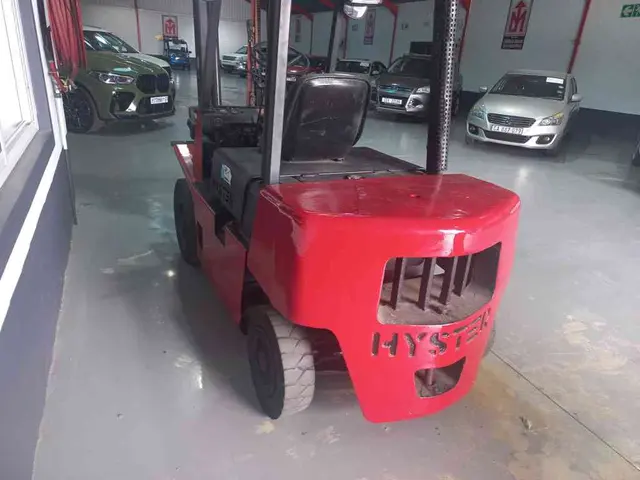 1990 Hyster Forklift (NON RUNNER)