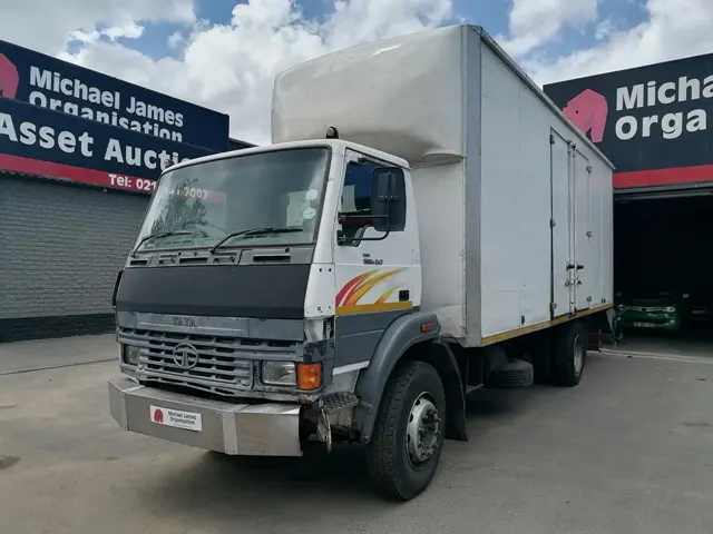 2013 Tata 1513 EX2 Closed Body Truck