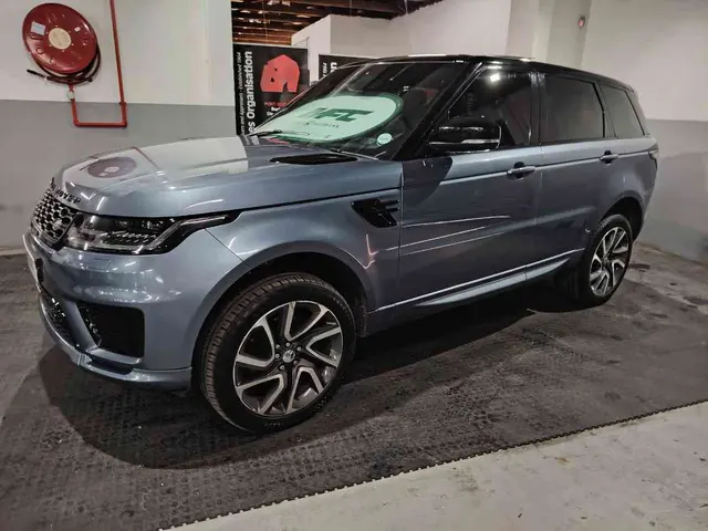 2018 LAND ROVER RANGE ROVER SPORT 3.0D SE (225KW)