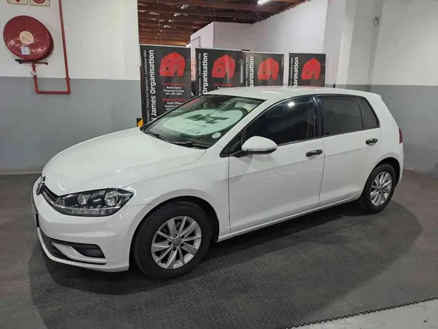 2017 VOLKSWAGEN GOLF VII 1.0 TSI TRENDLINE
