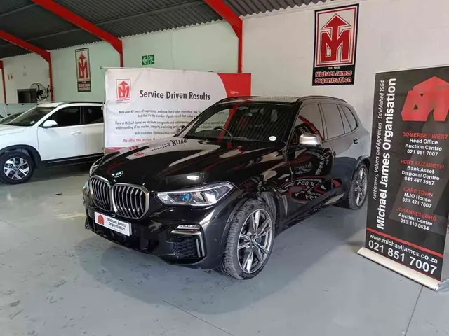 2020 BMW X5 M50i