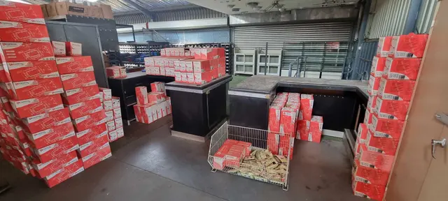 Contents of floor + counter section