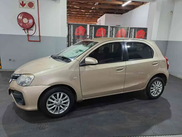 2017 TOYOTA  ETIOS 1.5 Xs/SPRINT 5Dr