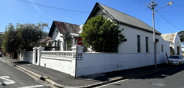 Onsite Curatorship Auction - Victorian Style Property With Commercial Rights A-3549