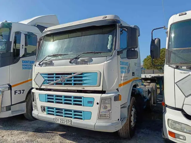 2008 VOLVO 400 FM 13 A/T