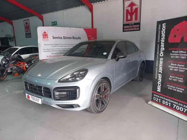 2023 Porsche Cayenne GTS Coupe