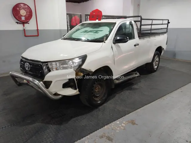 2019 TOYOTA HILUX 2.4 GD-6 SRX 4X4 P/U S/C