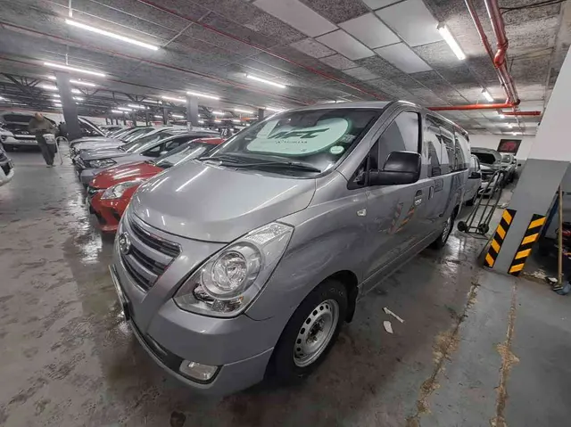 2017 HYUNDAI H-1 2.5 CRDI A/T/ 2.5 ELITE A/T
