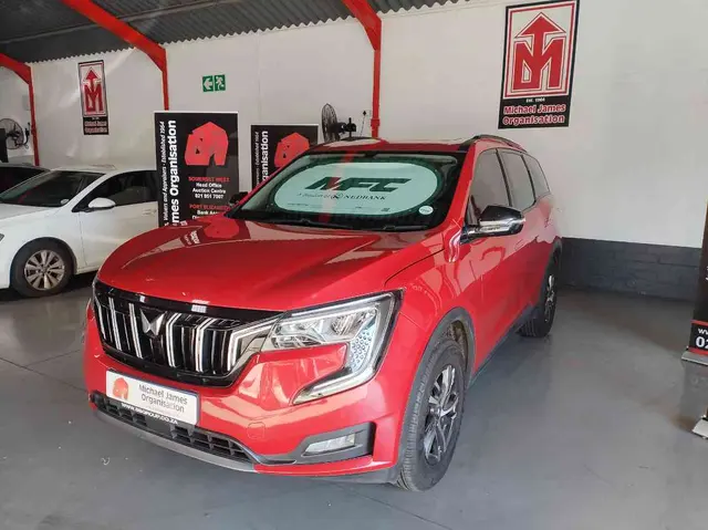2024 MAHINDRA XUV 700 2.0