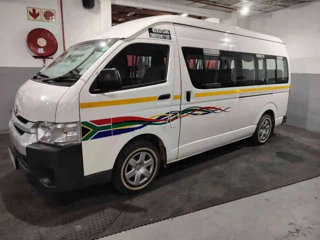 2023 TOYOTA QUANTUM/HIACE 2.5 D-4D SESFIKILE 16S