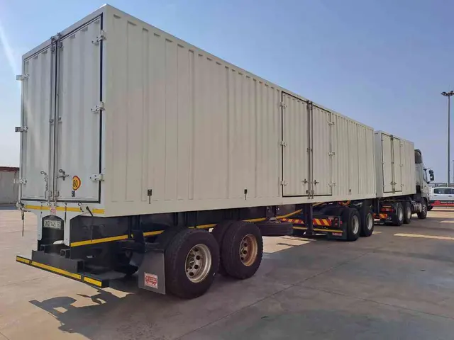Enclosed Body Superlink Trailer With Generator