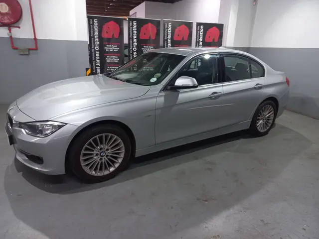 2015 BMW 320D Luxury Line A/T (F30)