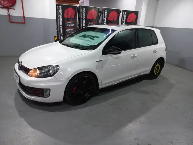 2015 VOLKSWAGEN GOLF Vi GTi 2.0 TSI DSG