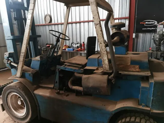 Lot 94 - Forklift
