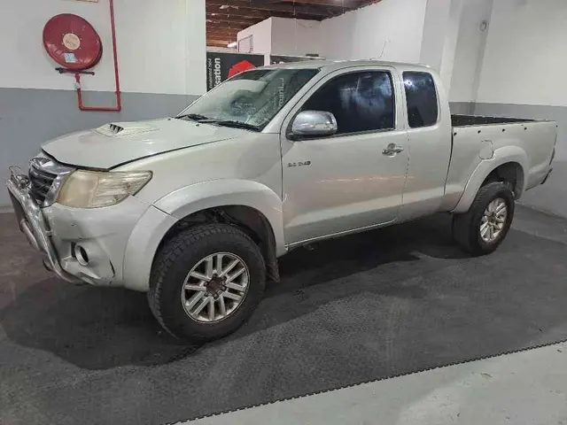 2011 TOYOTA HILUX 3.0D-4D RAIDER EXTRA/CAB 4X4 P/U S/C