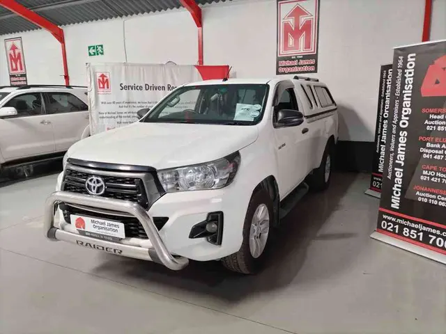 2019  TOYOTA HILUX 2.4