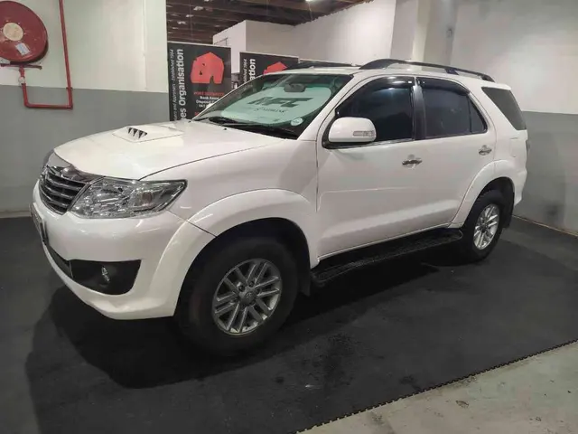 2014 TOYOTA FORTUNER 2.5D-4D R/B