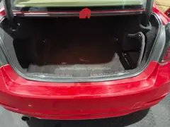 2012 BMW 320i (F30) thumbnail 11