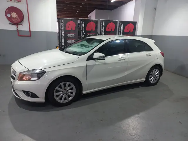 2014 Mercedes-Benz A200 BE A/T