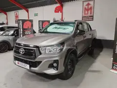 2019 TOYOTA HILUX 2.4 GD-6 SRX 4X4 A/T D/C thumbnail 1
