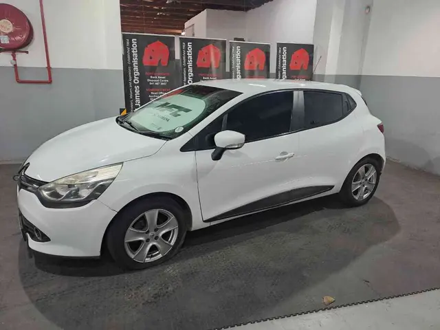 2016 RENAULT CLIO IV 900T EXPRESSION 5DR (66KW)