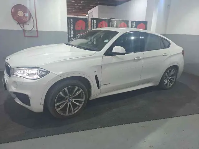 2017 BMW X6 XDRIVE 40D M SPORT (F16)