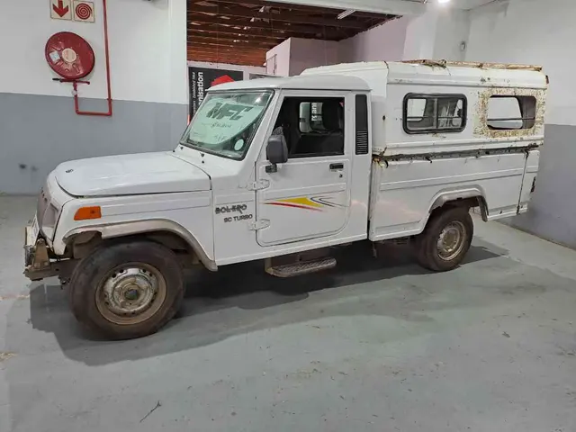 2020 MAHINDRA BOLERO NEF P/U S/C