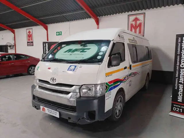 2021 TOYOTA QUANTUM/HIACE 2.5 D-4D