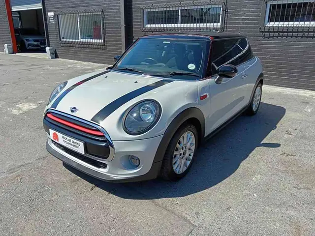 2021 MINI COOPER HATCH A/T