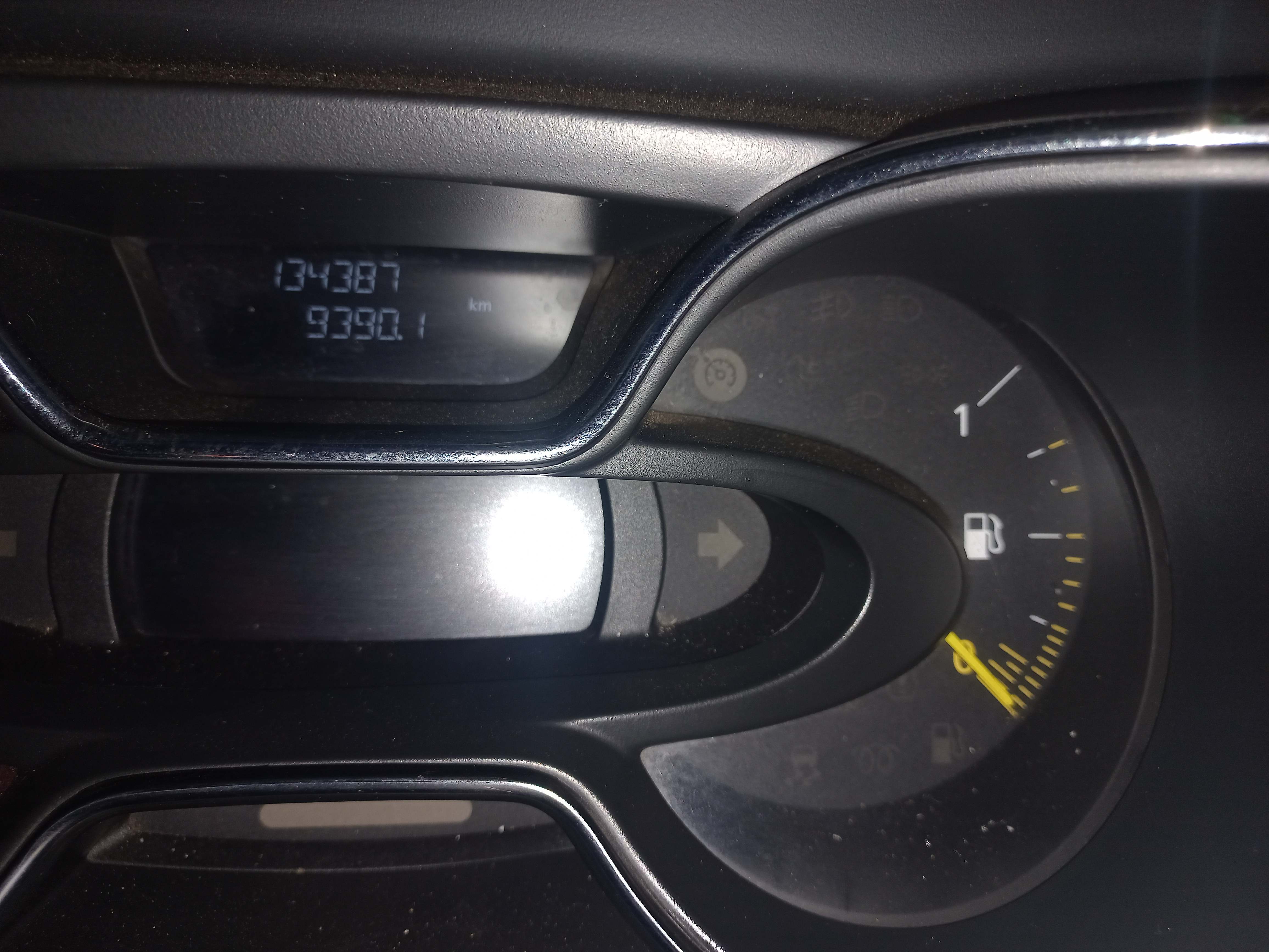 2015 RENAULT CAPTUR 900T EXPRESSION 5DR (66KW) thumbnail 2