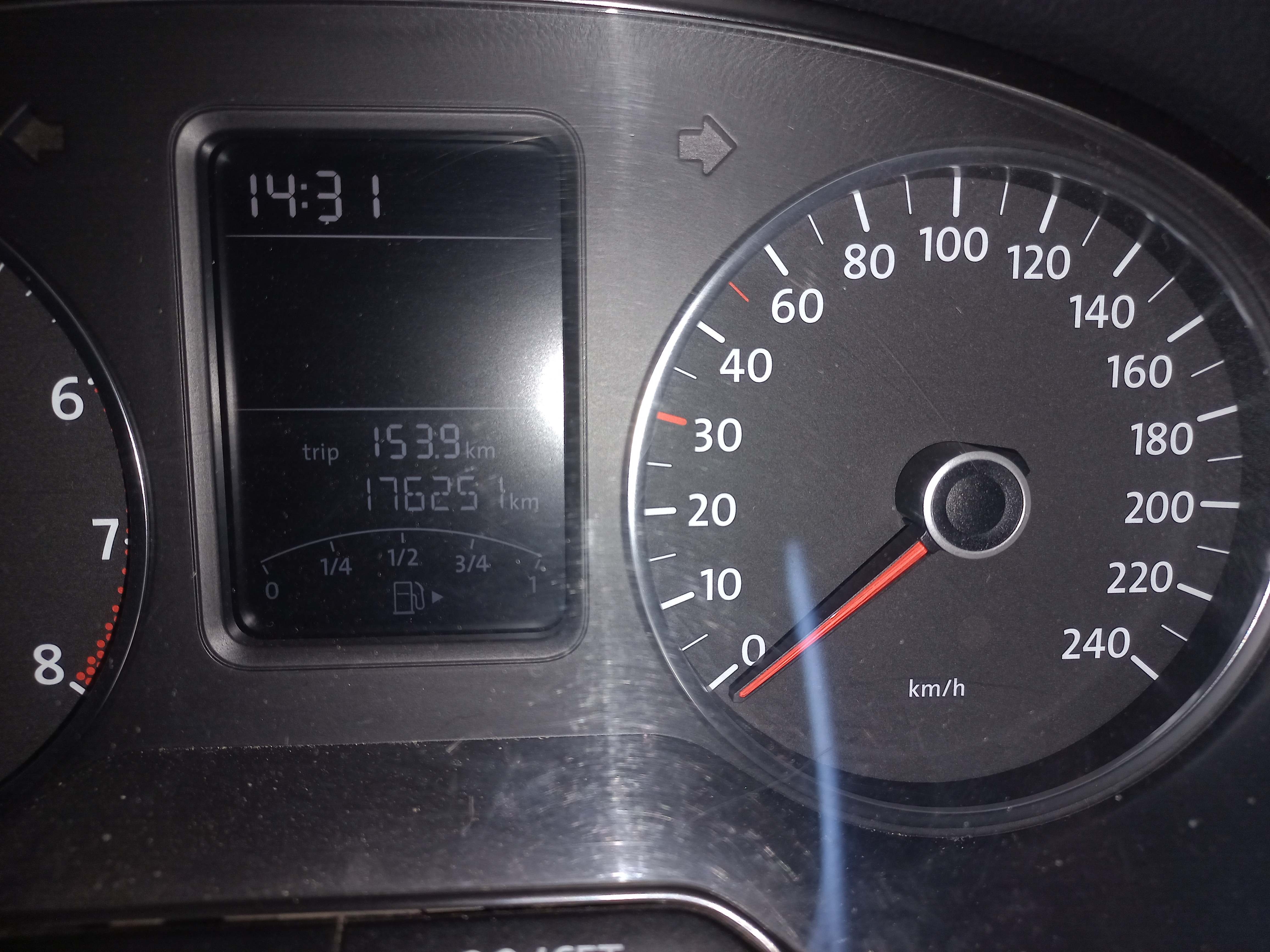 2011 VOLKSWAGEN POLO 1.4 COMFORTLINE 5DR thumbnail 2