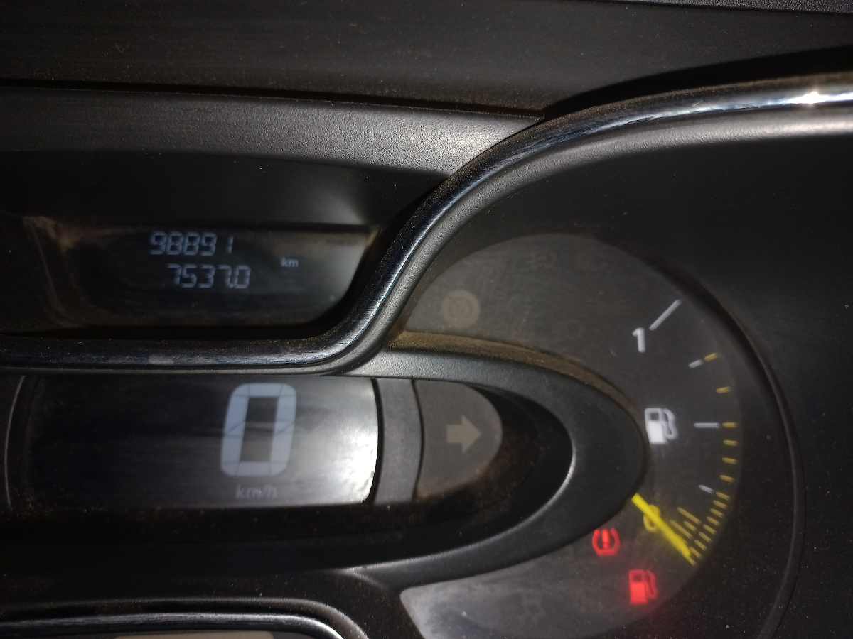 2015 RENAULT CAPTUR 900T DYNAMIQUE 5DR (66KW) thumbnail 2