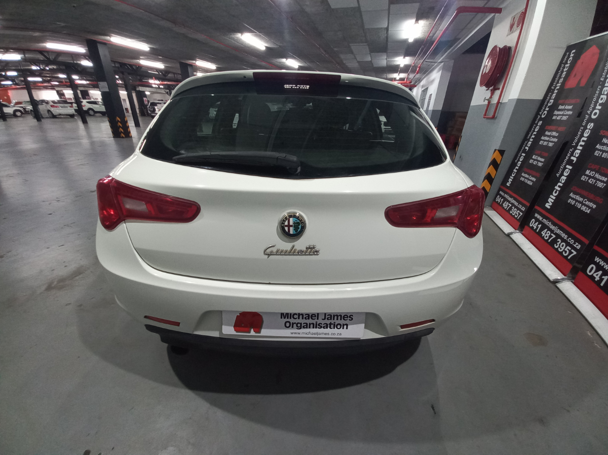 2013 ALFA ROMEO GIULIETTA 1.4T TCT DISTINCTIVE 5DR thumbnail 4