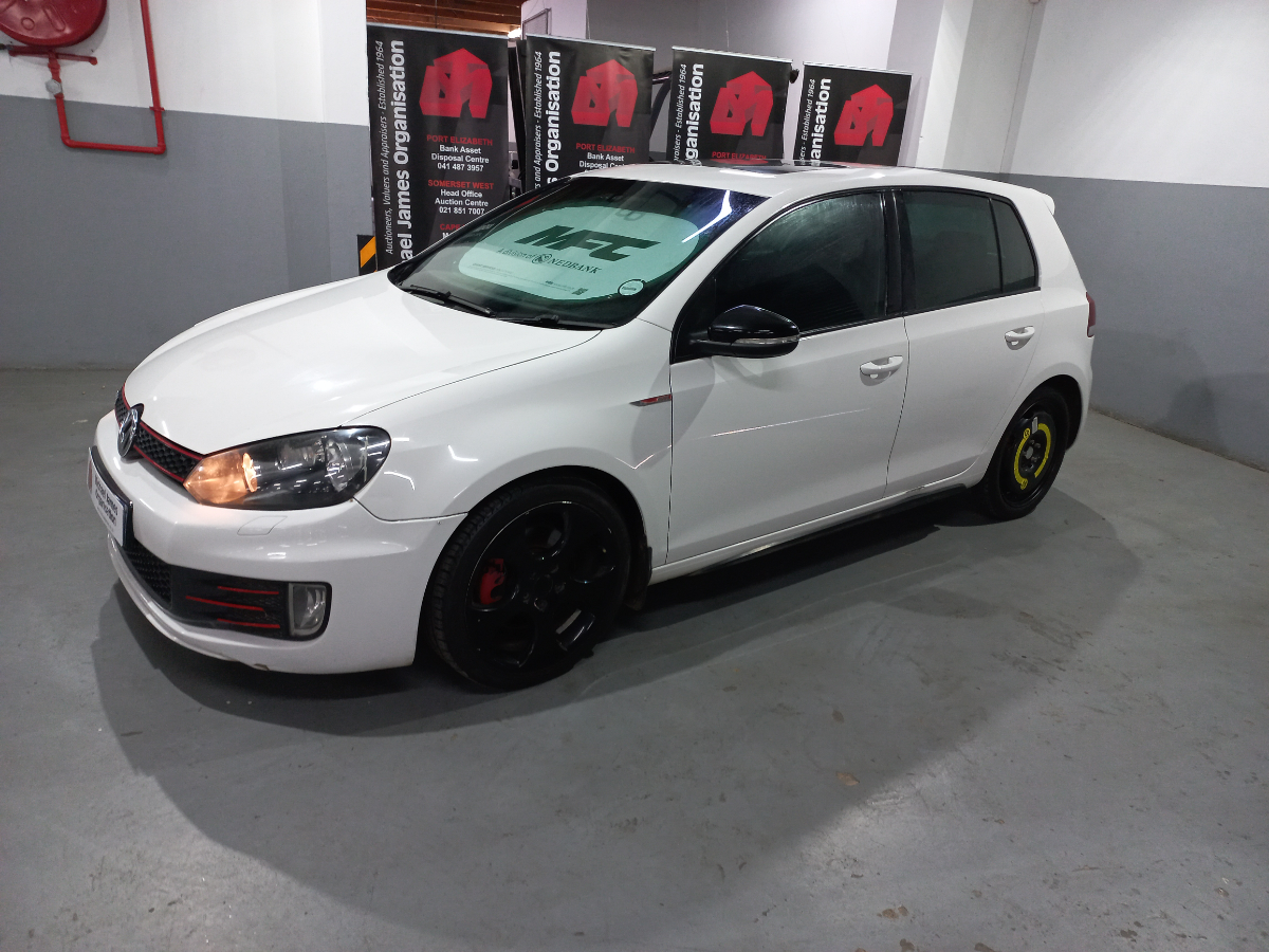 2015 VOLKSWAGEN GOLF Vi GTi 2.0 TSI DSG