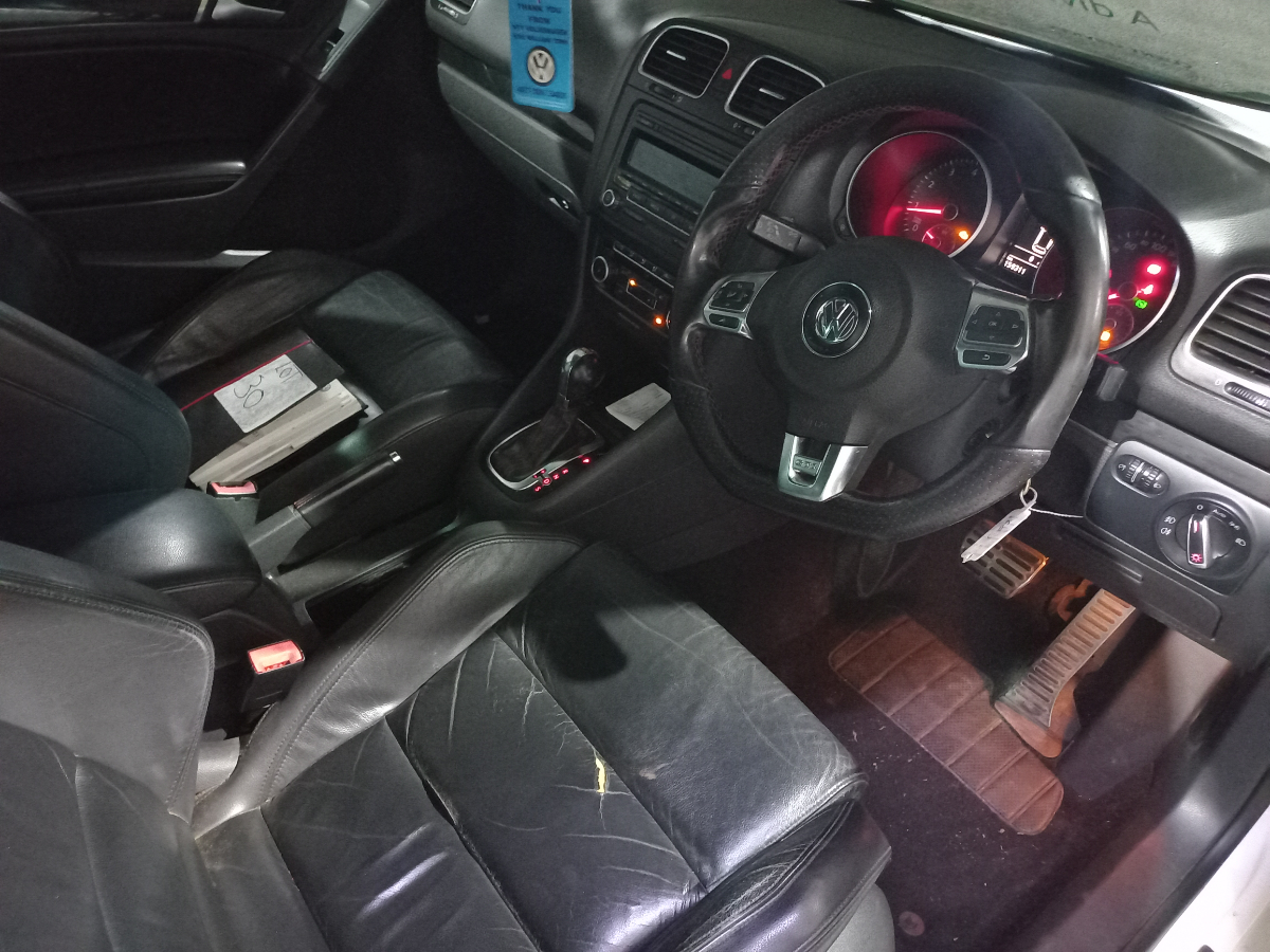 2015 VOLKSWAGEN GOLF Vi GTi 2.0 TSI DSG thumbnail 4