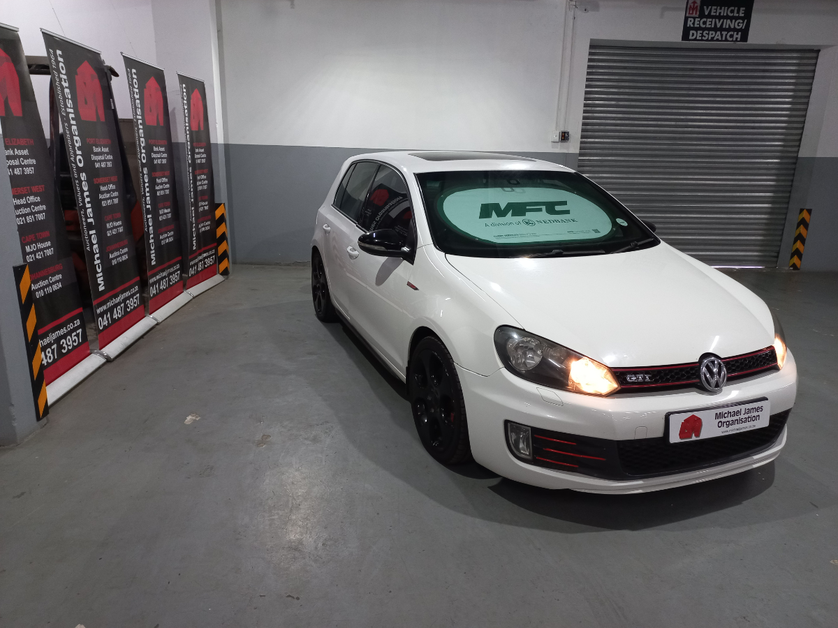 2015 VOLKSWAGEN GOLF Vi GTi 2.0 TSI DSG thumbnail 5
