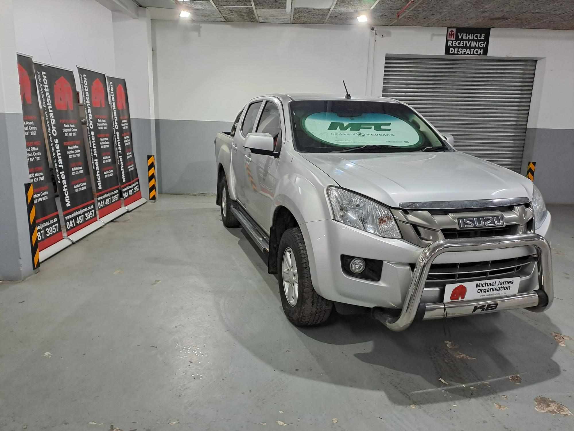 2015 ISUZU KB250 D-TEQ LE P/U D/C thumbnail 4