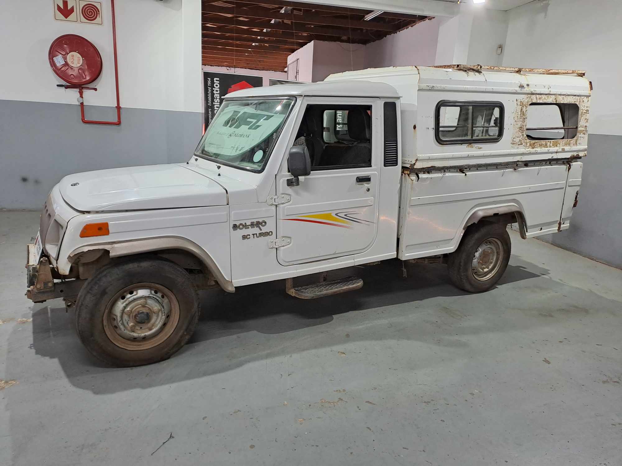 2020 MAHINDRA BOLERO NEF P/U S/C thumbnail 5