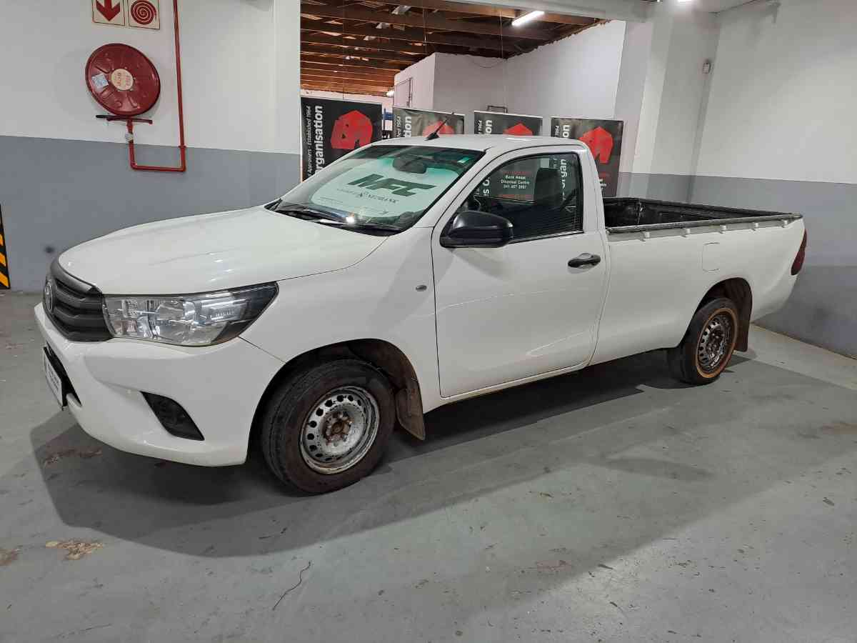 2018 TOYOTA HILUX 2.4 GD-6 RB SR P/U S/C