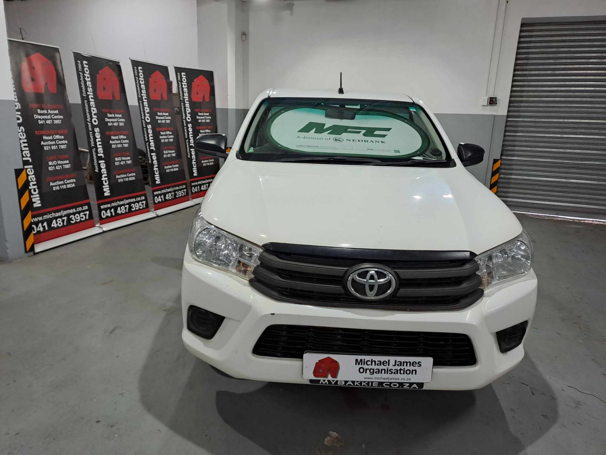 2018 TOYOTA HILUX 2.4 GD-6 RB SR P/U S/C thumbnail 7