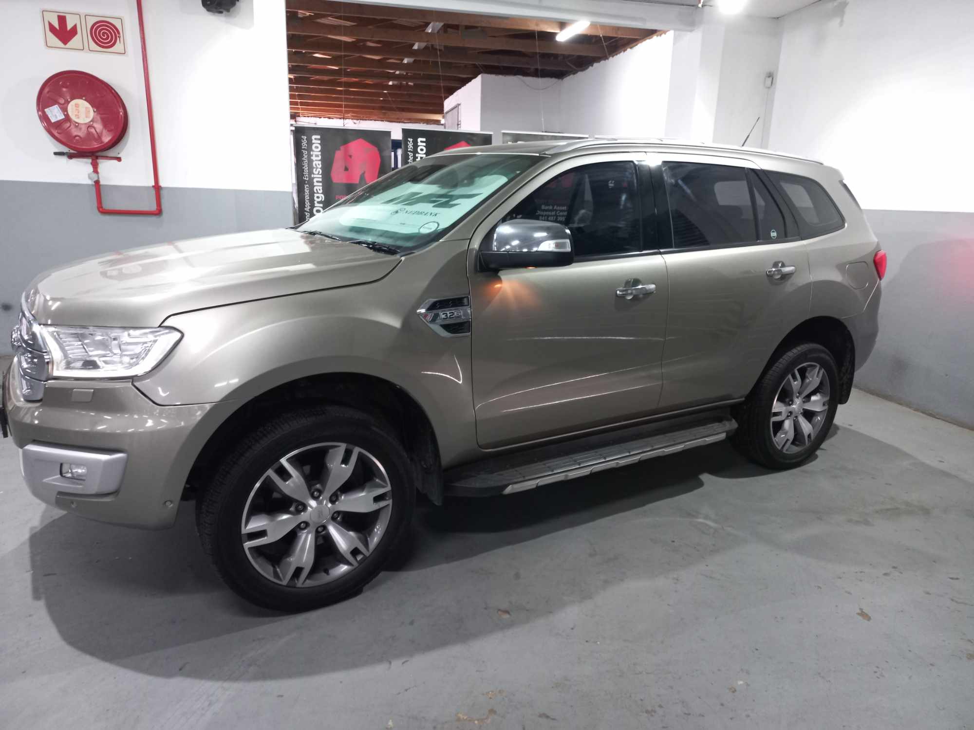 2016 FORD EVEREST 3.2 TDCI LTD 4X4 A/T thumbnail 6