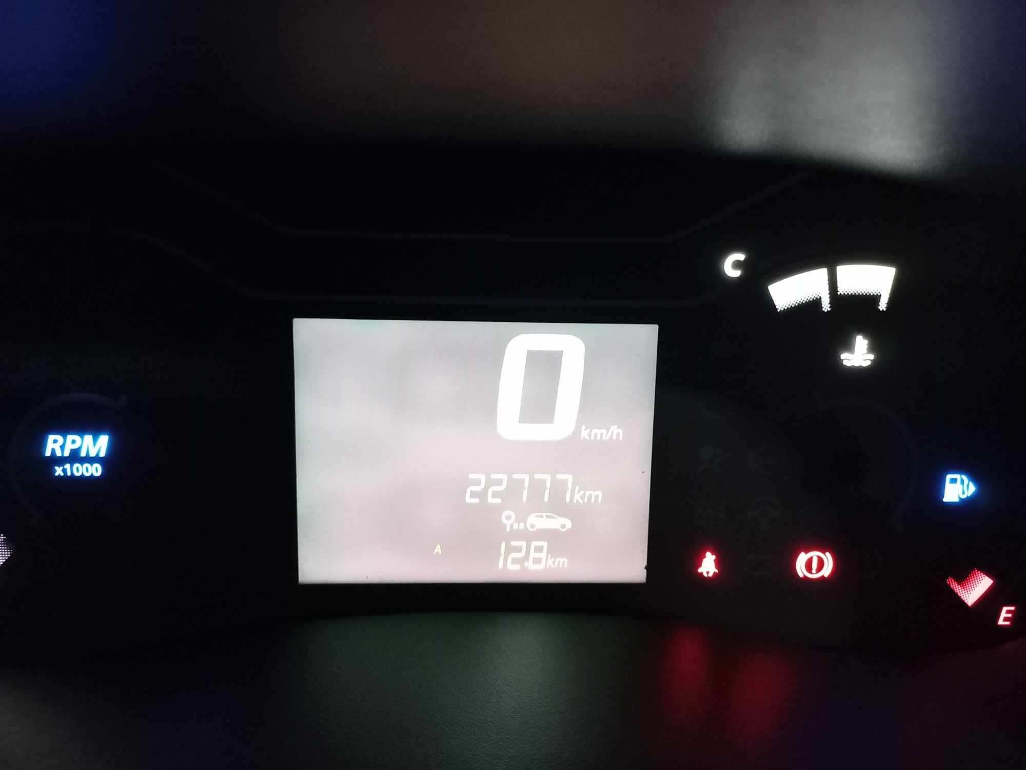 2020 RENAULT KWID 1.0 DYNAMIQUE ZEN 5DR thumbnail 2