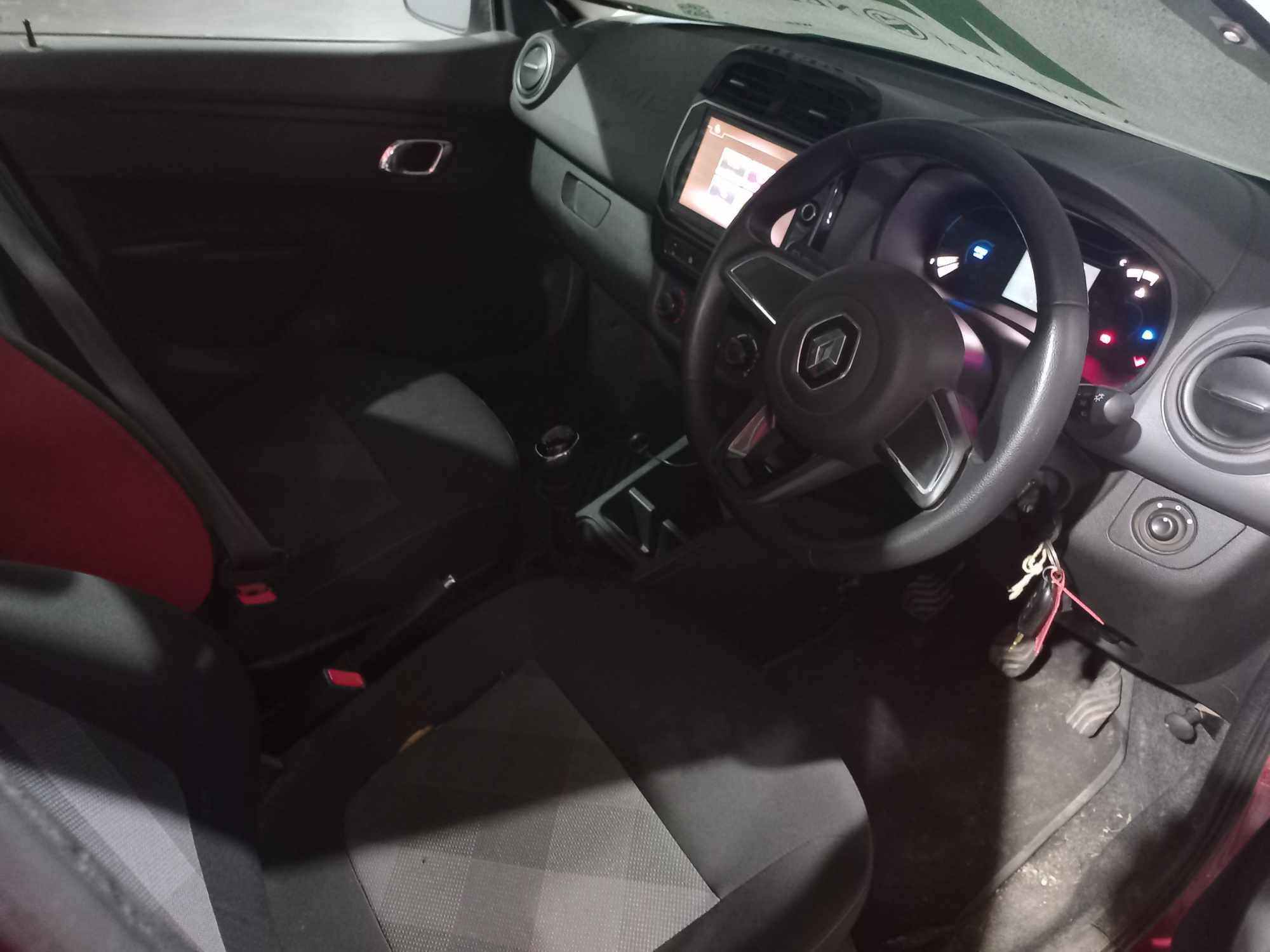 2020 RENAULT KWID 1.0 DYNAMIQUE ZEN 5DR thumbnail 3