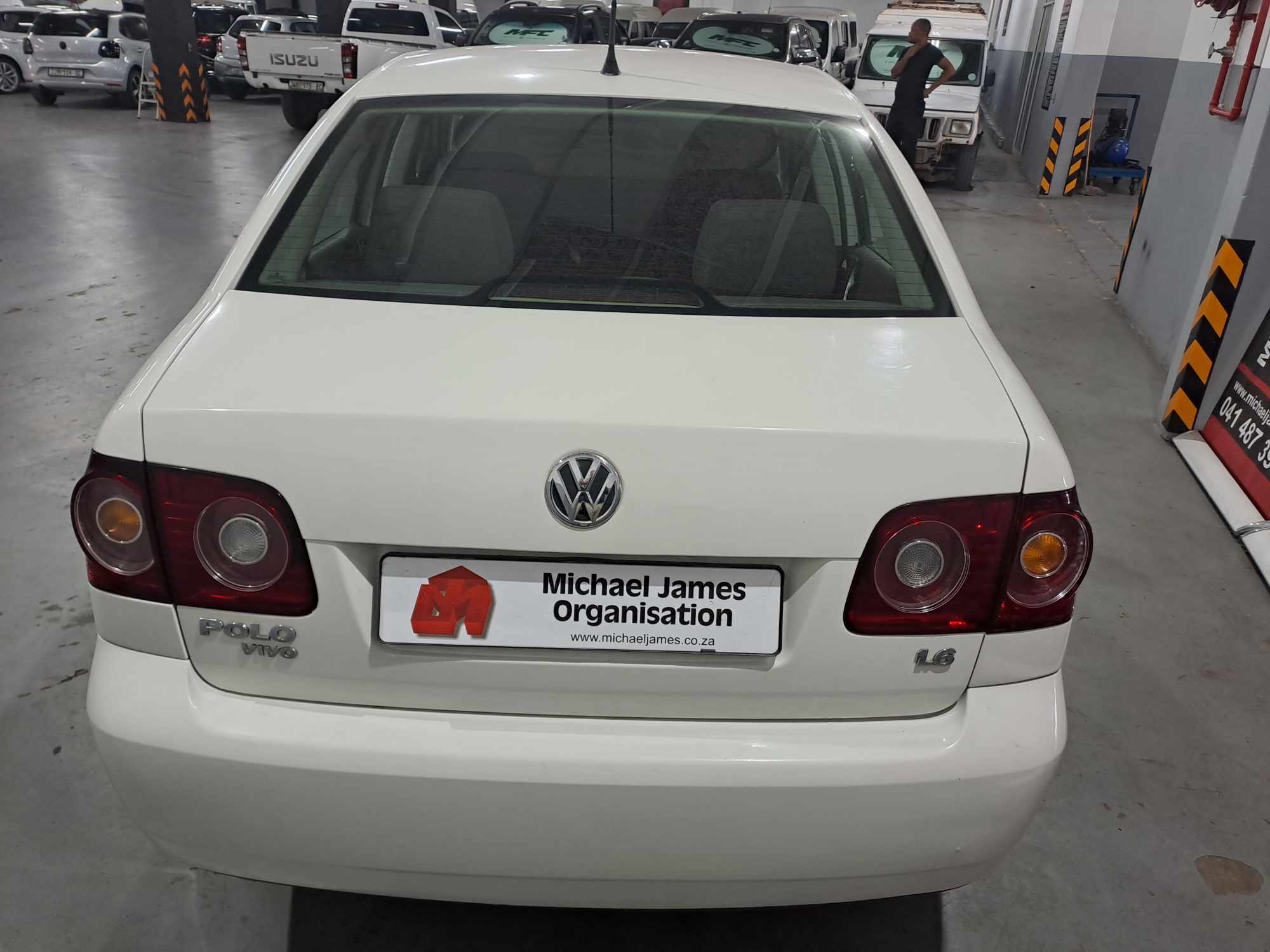2014 VOLKSWAGEN POLO VIVO 1.6 thumbnail 5