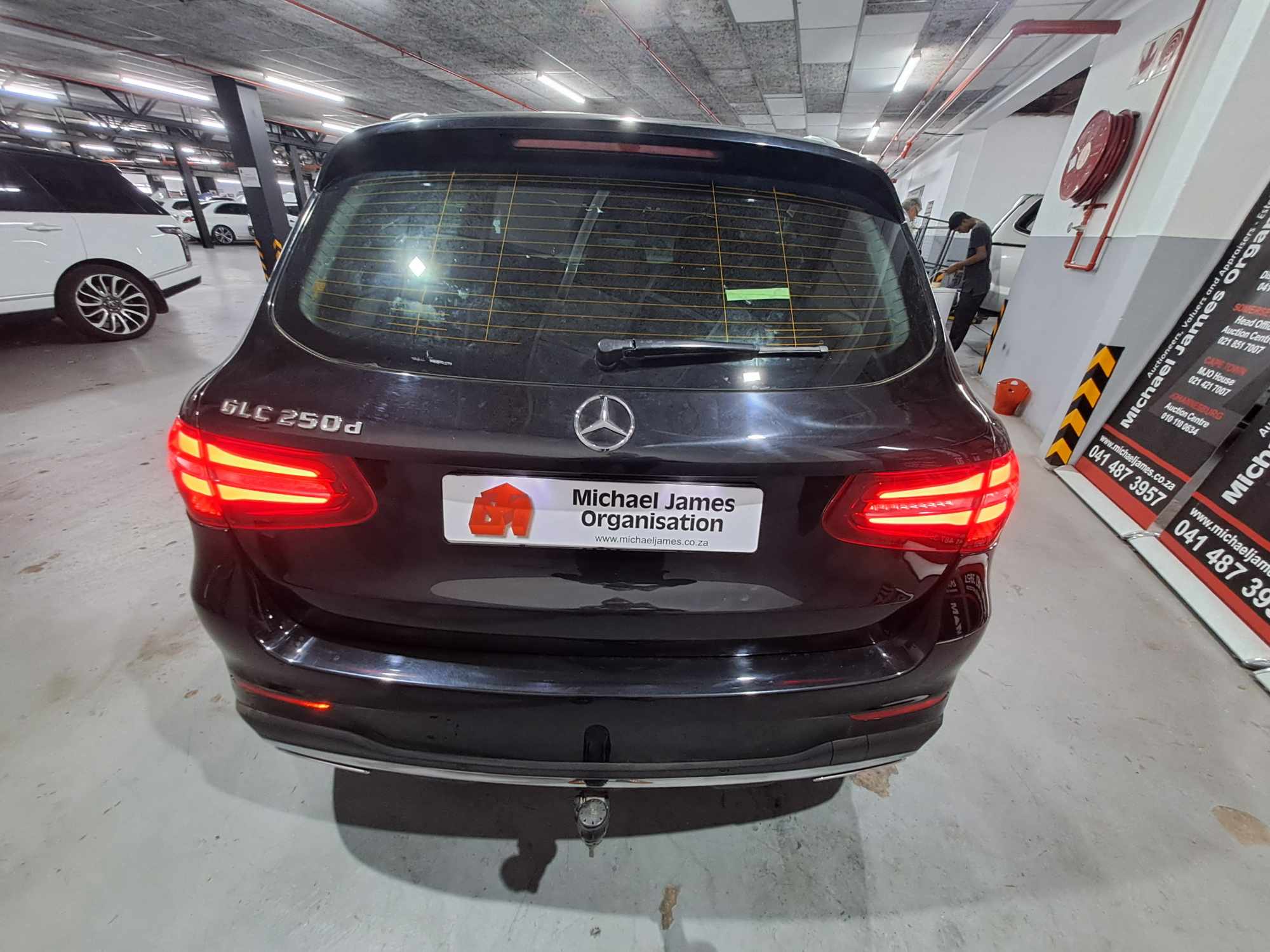 2015 MERCEDES-BENZ GLC 250d AMG thumbnail 6
