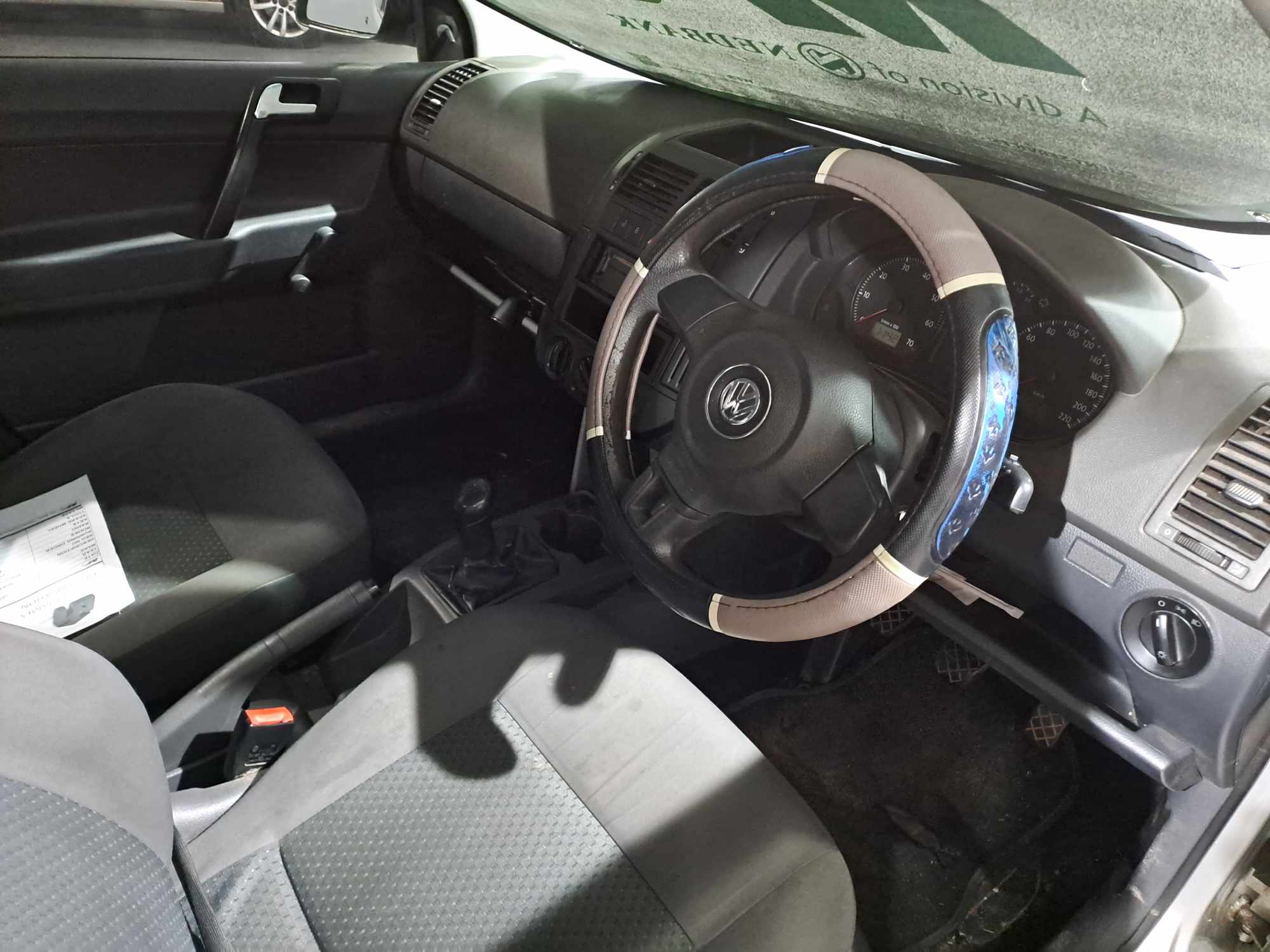 2012 VOLKSWAGEN POLO 1.4 TRENDLINE thumbnail 3